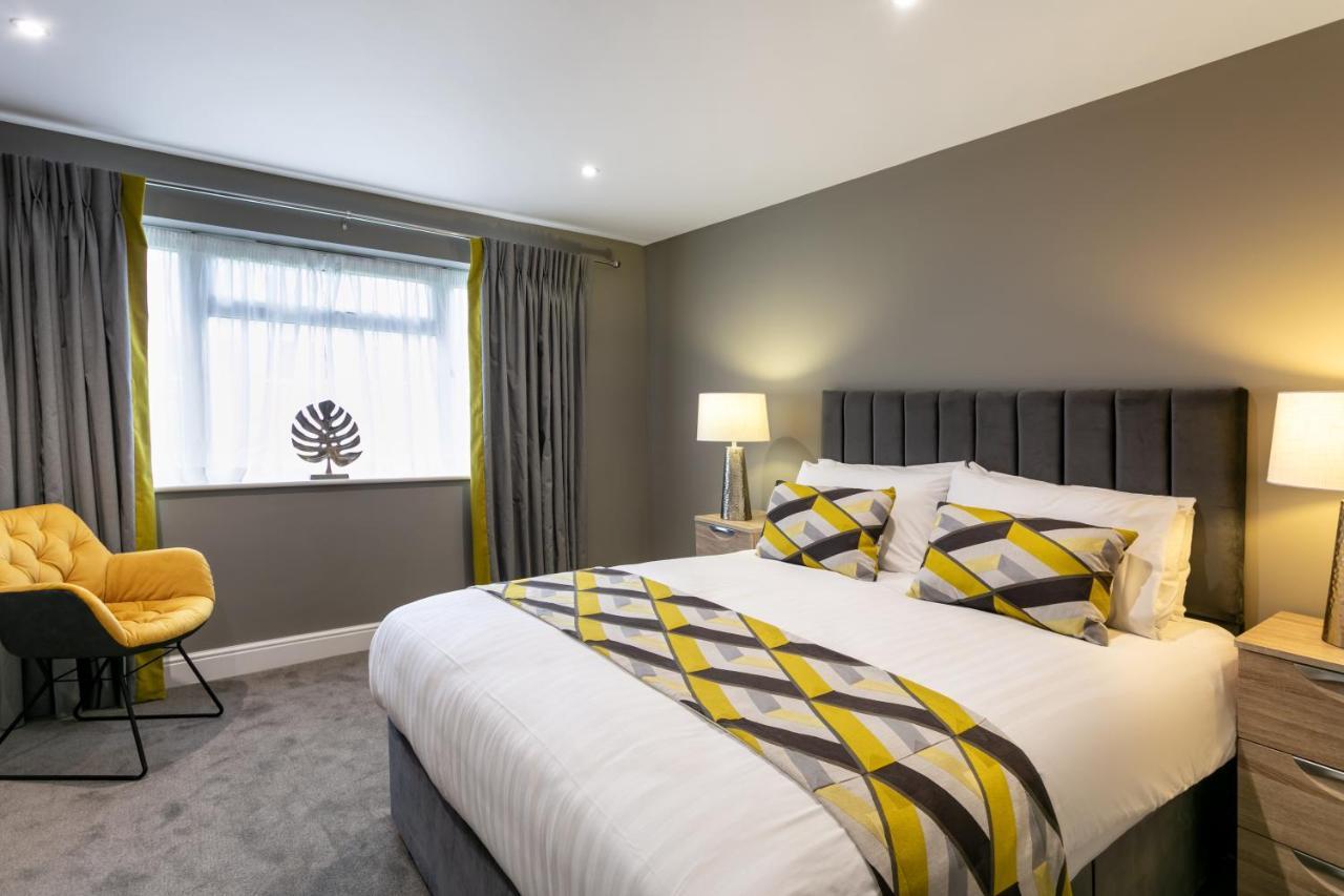 Roydon Marina Village Hotel Kültér fotó