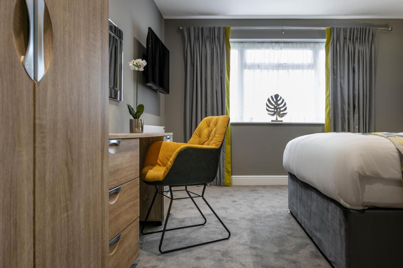 Roydon Marina Village Hotel Kültér fotó