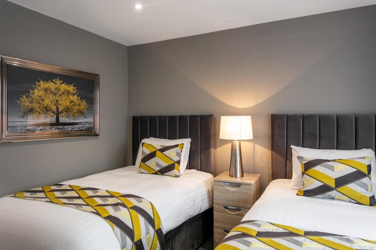Roydon Marina Village Hotel Kültér fotó