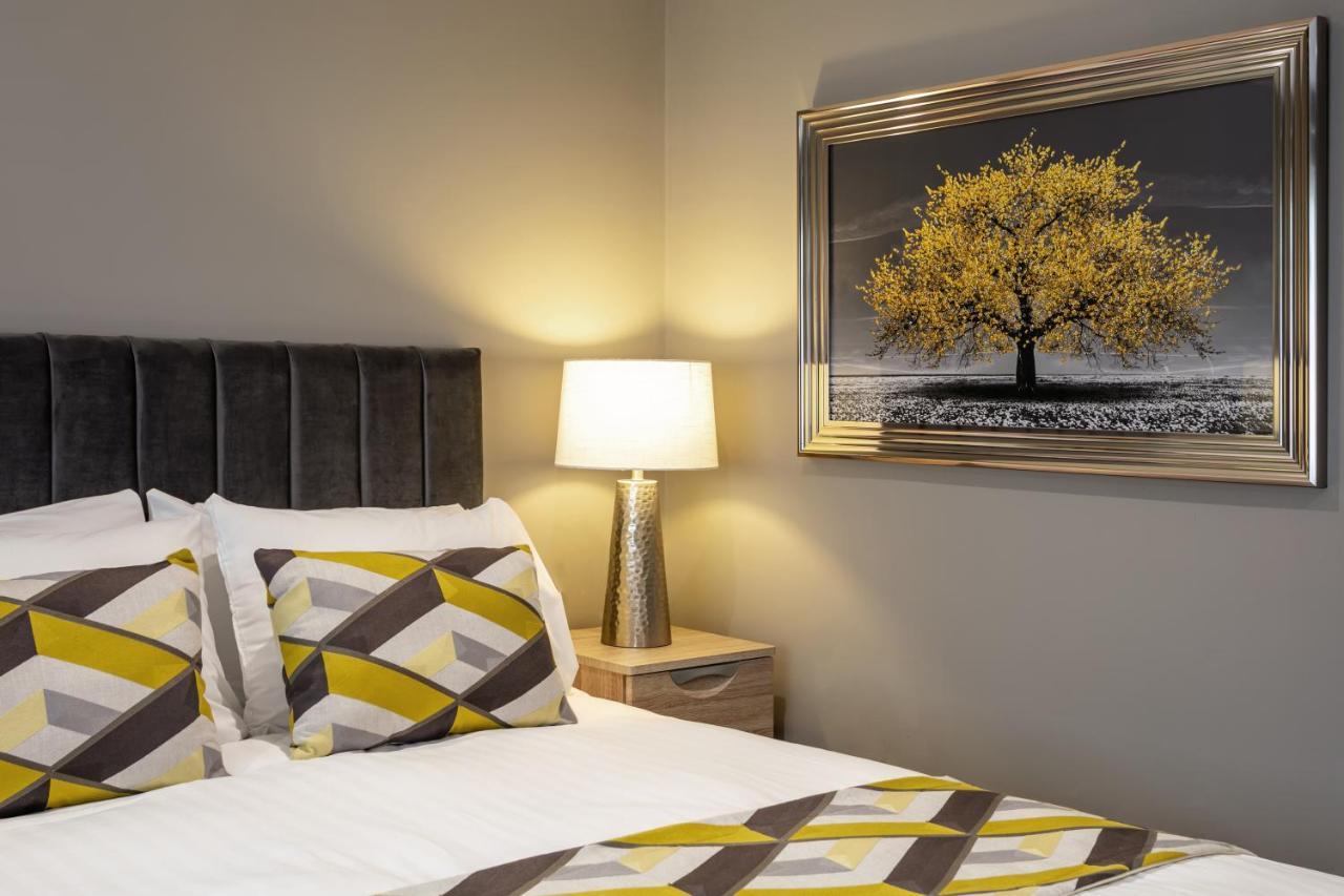 Roydon Marina Village Hotel Kültér fotó